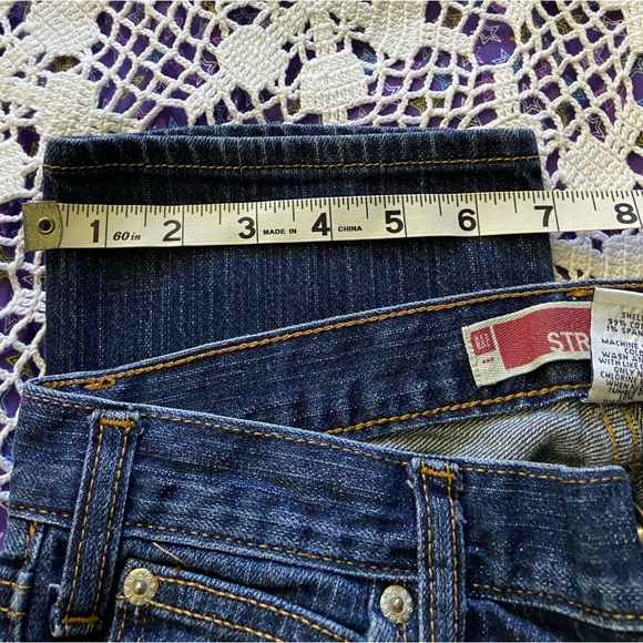 GAP Straight Fit Jeans - Picture 5 of 15